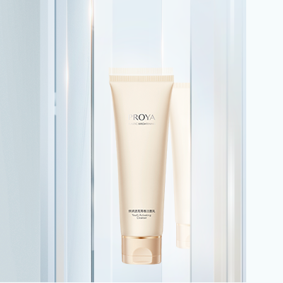 UED弹润透亮青春洁面乳